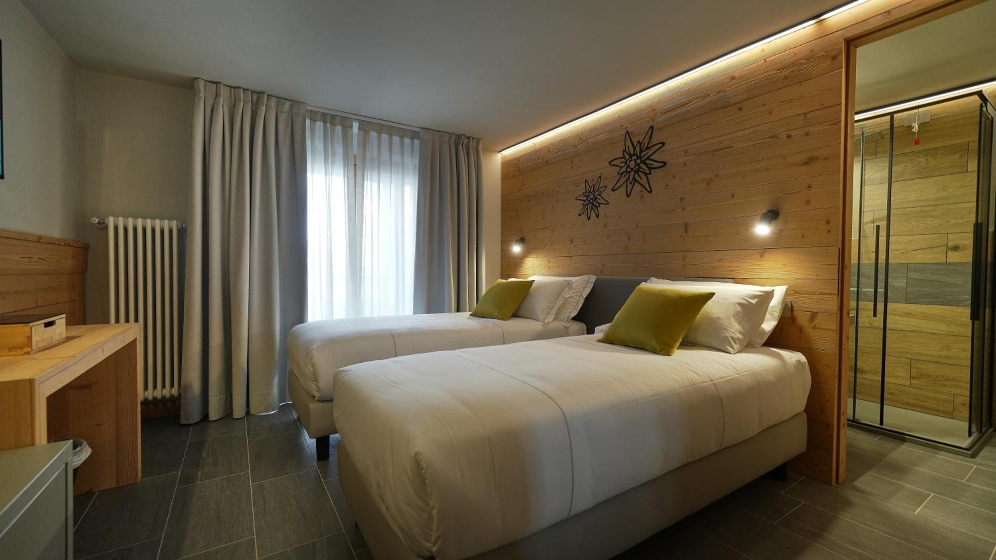 Hotel Perruquet Бройл-Червиня Екстериор снимка