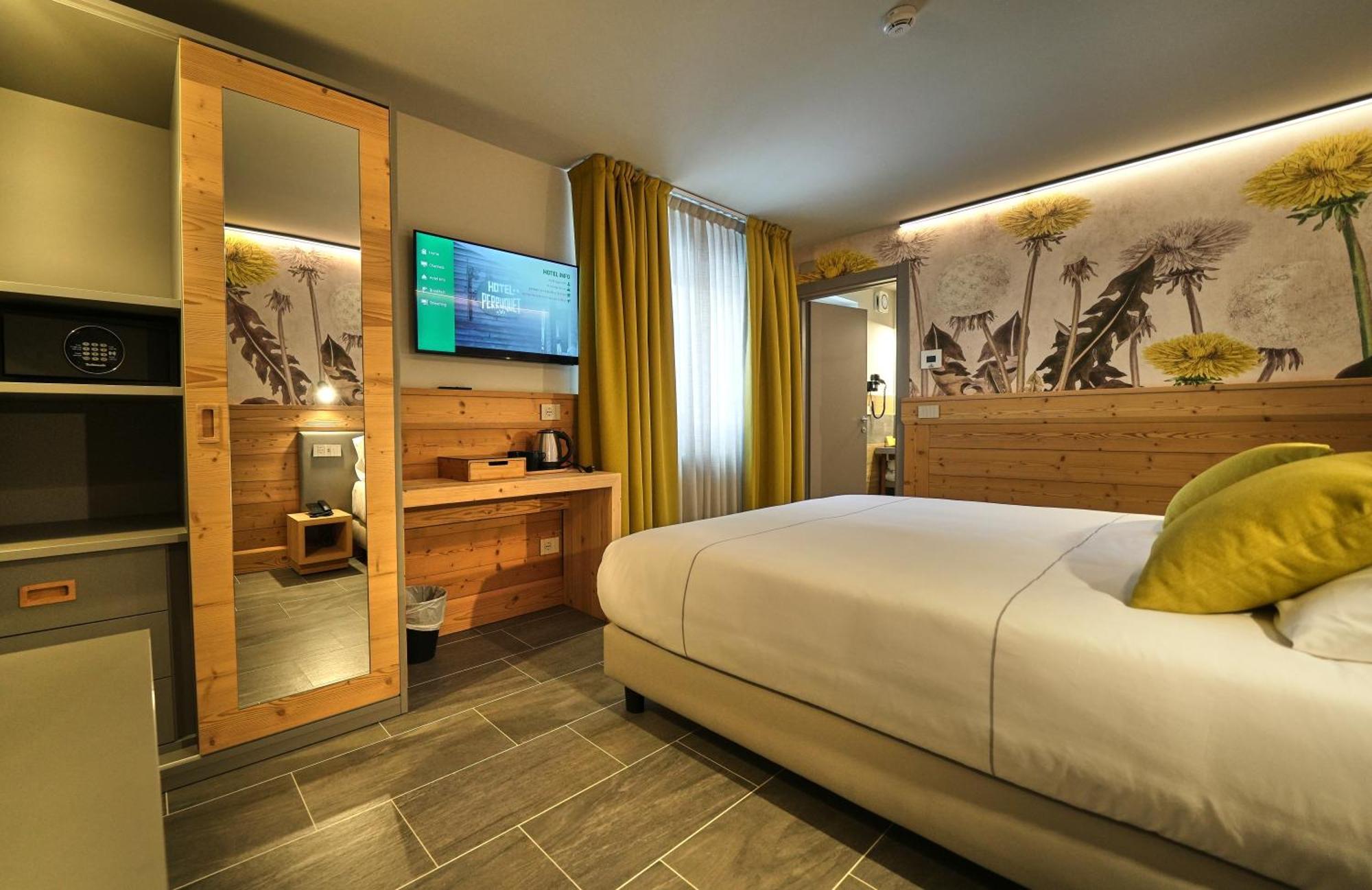 Hotel Perruquet Бройл-Червиня Екстериор снимка