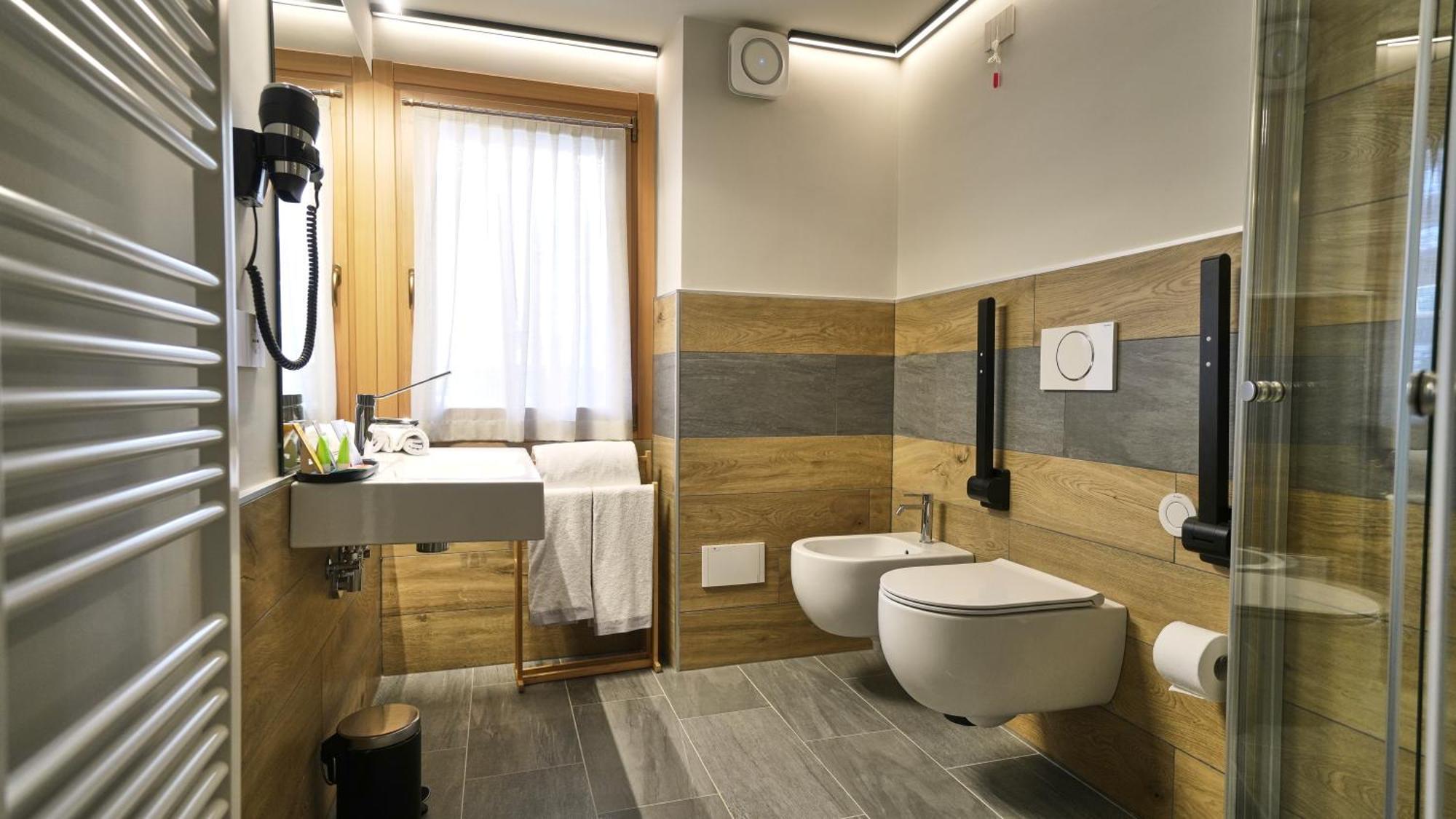 Hotel Perruquet Бройл-Червиня Екстериор снимка